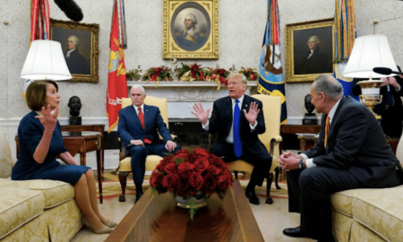 Di Depan Kamera, Donald Trump dan Perwakilan Demokrat Perang Mulut