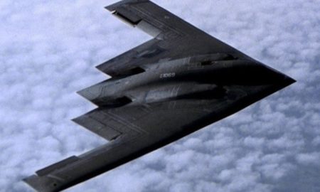 Pengebom Siluman B-2