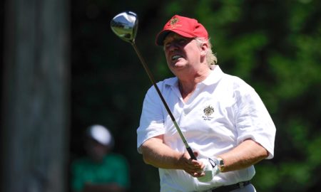 Kematian Corona AS Nyaris 100 Ribu, Trump Asyik Main Golf
