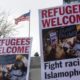 Pelarangan perjalanan telah mengakibatkan protes sepanjang Amerika Serikat