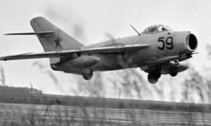 Dokumen Rahasia Ungkap Rencana Amerika Beli Pesawat Tempur Uni Soviet untuk Serangan Palsu