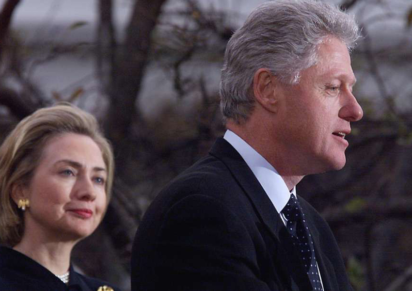 Opini ‘Pemakzulan Donald Trump Jauh Lebih Serius daripada Kasus Bill Clinton’