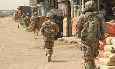 Tentara AS selama invasi 2003 di Baghdad, Irak