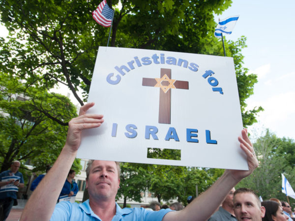 Zionis Kristen mengungkapkan dukungan mereka untuk militer Israel selama pawai tahunan rutin untuk Yerusalem pada tanggal 4 Oktober 2012