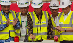 Kredibilitas Jokowi Dipertaruhkan: Kemunduran Infrastruktur Cerminkan Banyak Risiko