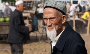 China Harus Hormati Hak Muslim Uighur
