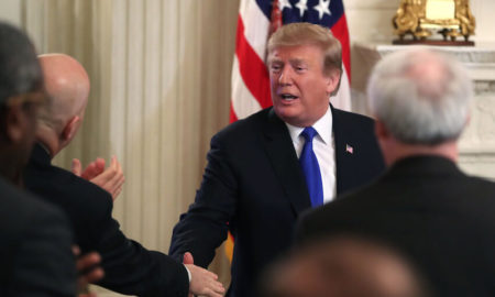 Pakar Khawatir Trump Setujui Kesepakatan Dagang China yang Lemah