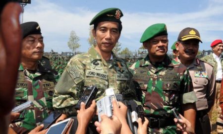 Dalih Kesejahteraan, Usia Pensiun TNI Dinaikkan Jokowi