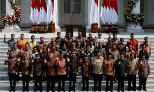 Mengapa Jokowi Tunjuk Prabowo Sebagai Menteri Pertahanan?