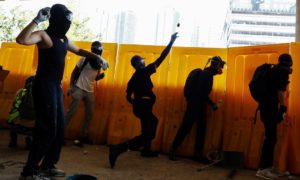 Hong Kong Gelar Pemilu di Tengah Kemelut Protes