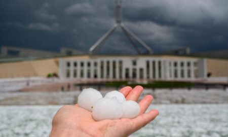 Usai Hujan Es Canberra, Badai Petir Dahsyat Menuju Tenggara Australia