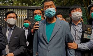 Pemerintah Asing Kutuk Penangkapan Aktivis Hong Kong