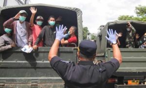 Kerusuhan Manado Soroti Risiko COVID-19 di Penjara Indonesia