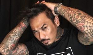 Bagaimana Media Arus Utama Memfasilitasi Teori Konspirasi?