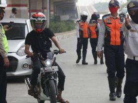 Bukan Jokowi, Ini Orang yang Paling Bertanggung Jawab Atas Krisis COVID RI